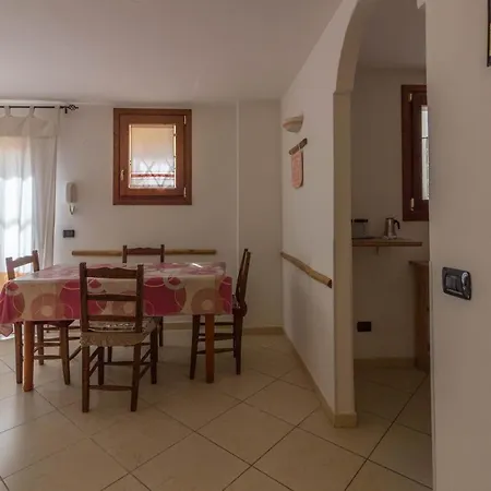 Pittulongu Comfy Apt - W/ Private Parking & Pool Apartment Olbia